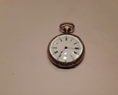 Dåmskē zlaté hodinky jeptišky_031J,váha 28,37g,ryzost 585/1000, Cena: 8.200 Kč Dåmskē zlaté hodinky jeptišky_031J,váha 28,37g,ryzost 585/1000, Cena: 8.200 Kč