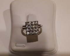 Prsten bílé zlato _036T,ryzost 585/1000,,váha 3,19g,velikost 55-56, Cena: 2.840 Kč