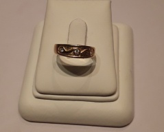 Zlatý prsten _038J,ryzost 750/1000,,váha 3,06g,velikost 54, Cena: 4.590 Kč