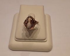 Zlatý prsten_062Jk,ryzost 585/1000,váha 4,92g,velikost 56, Cena: 5.900 Kč