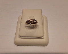 Zlatý prsten_054J,ryzost 585/1000,váha 1,95g,velikost 54, Cena: 1.950 Kč
