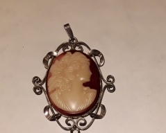 Střībrný přīvĕsek kameí _094J ,,ryzost 900/1000, váha 10,95g,délka 5,3cm,š_, Cena: 1.200 Kč