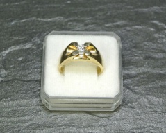Zlatý prsten s briliantem_014T, Cena: 14.700 Kč