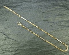 Zlatý náramek_021T, ryzost 585/1000, váha 7,74g, délka 22,5cm, šířka 2mm, Cena: 5.340 Kč Zlatý náramek_021T, ryzost 585/1000, váha 7,74g, délka 22,5cm, šířka 2mm, Cena: 5.340 Kč