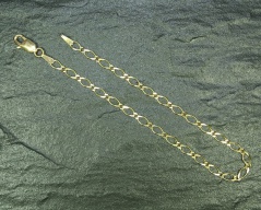 Zlatý náramek_024T, ryzost 585/1000, váha 2,08g, délka 19cm, šířka 3mm, Cena: 1.430 Kč Zlatý náramek_024T, ryzost 585/1000, váha 2,08g, délka 19cm, šířka 3mm, Cena: 1.430 Kč