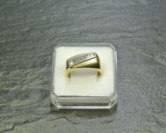 Pánský prsten_009J, ryzost 585/1000, váha 6,35g, velikost 59, Cena: 3.750 Kč Pánský prsten_009J, ryzost 585/1000, váha 6,35g, velikost 59, Cena: 3.750 Kč