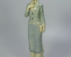 Porcelánová soška_004J, neznačeno, výška 21 cm, Cena: 300 Kč Porcelánová soška_004J, neznačeno, výška 21 cm, Cena: 300 Kč