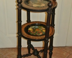Dřevěný stolek_006J, malovaný, Cena: 3.500 Kč