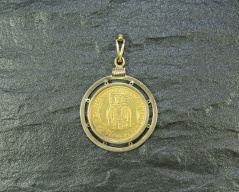 Zlatý přívěsek_009J, ryzost 585/1000, váha 7,88g, průměr 27mm, Cena: 18.800 Kč Zlatý přívěsek_009J, ryzost 585/1000, váha 7,88g, průměr 27mm, Cena: 18.800 Kč