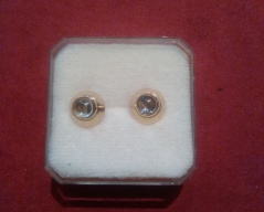 zlaté náušnice_007J,ryzost 750/1000,vaha 2,02g, Cena: 1.720 Kč zlaté náušnice_007J,ryzost 750/1000,vaha 2,02g, Cena: 1.720 Kč